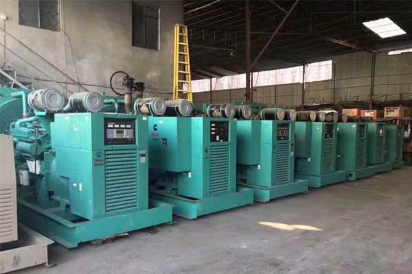 屏边发电机组的优缺点