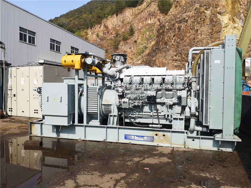 屏边储能设备在应用领域拓展过程中面临哪些新的挑战？