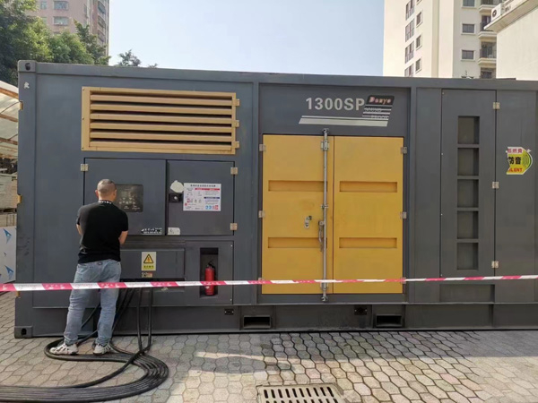 屏边延长空气滤清器使用寿命的注意事项